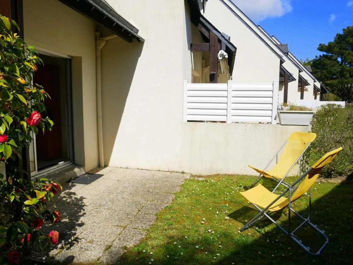 Appartement A Carnac: 3 Pieces, 6 Pers, 45M², Wifi, Proche Plages, Terrasse, Garage - Fr-1-477-70